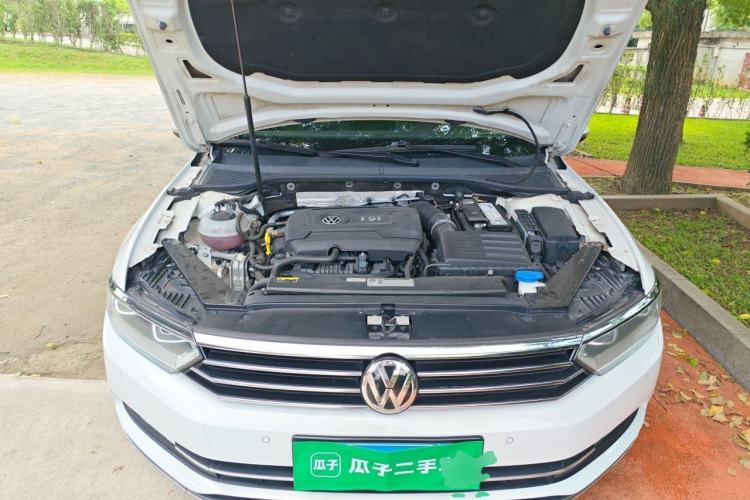 Used Volkswagen Variant 2018 380TSI Two-Wheel Drive Comfort Edition Engine Bay
