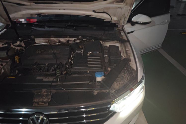Used Volkswagen Variant 2018 380TSI Two-Wheel Drive Comfort Edition Engine Bay Left