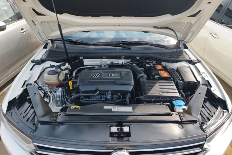 Used Volkswagen Variant 2018 380TSI Two-Wheel Drive Comfort Edition Engine Bay