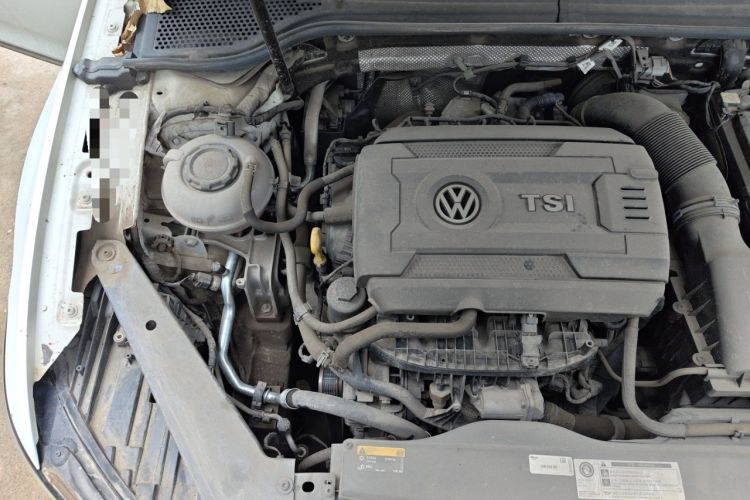 Used Volkswagen Variant 2018 380TSI Two-Wheel Drive Comfort Edition Engine Bay Right