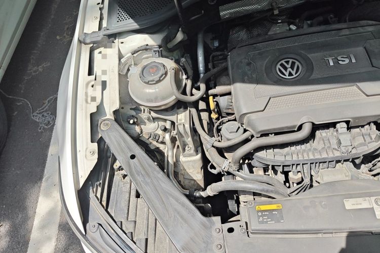 Used Volkswagen Variant 2018 380TSI Two-Wheel Drive Comfort Edition Engine Bay Right
