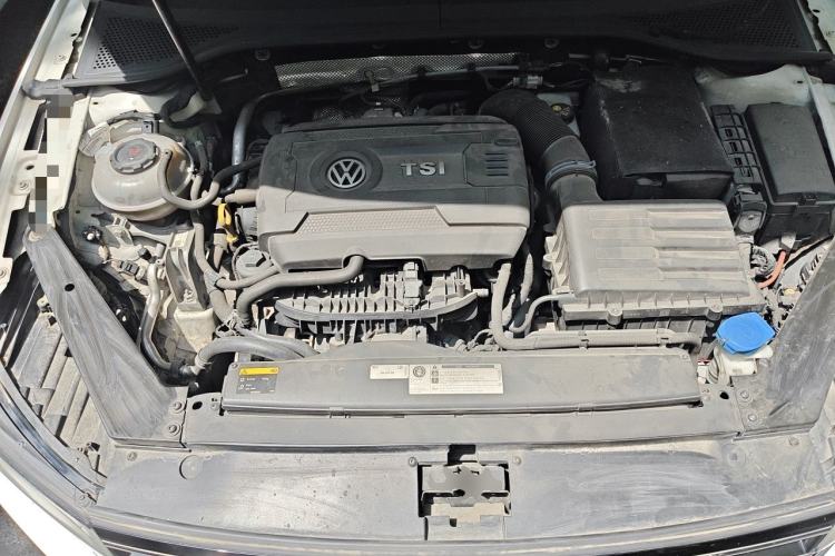 Used Volkswagen Variant 2018 380TSI Two-Wheel Drive Comfort Edition Engine Bay