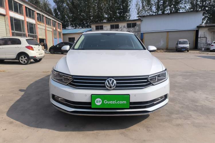 Used Volkswagen Variant 2018 380TSI Two-Wheel Drive Comfort Edition Exterior 1