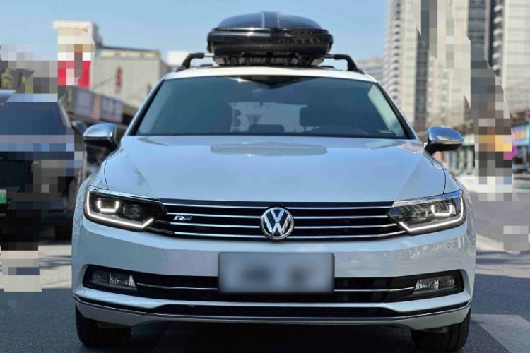 Used Volkswagen Variant 2018 380TSI Two-Wheel Drive Comfort Edition Exterior 4