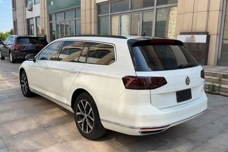 Used Volkswagen Variant 2018 380TSI Two-Wheel Drive Comfort Edition Exterior 6