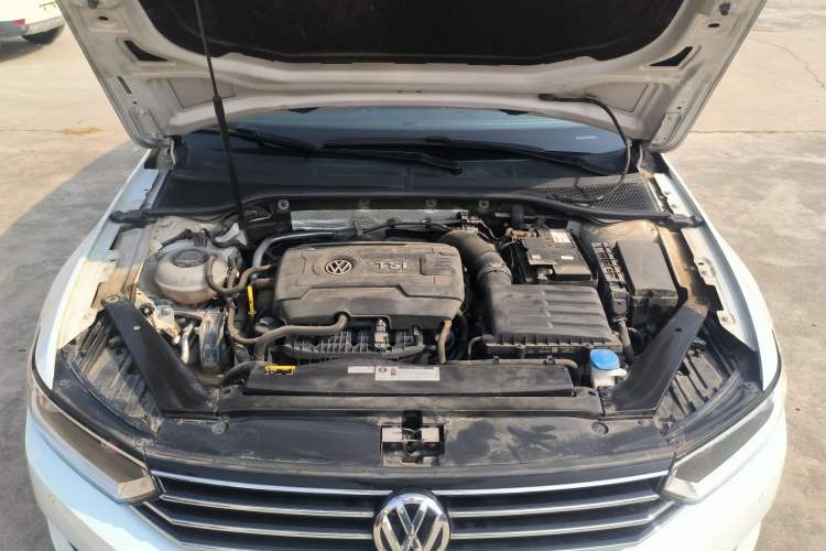 Used Volkswagen Variant 2018 380TSI Two-Wheel Drive Comfort Edition Exterior 9