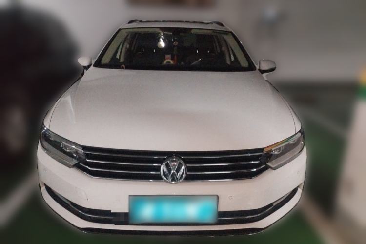 Used Volkswagen Variant 2018 380TSI Two-Wheel Drive Comfort Edition Front