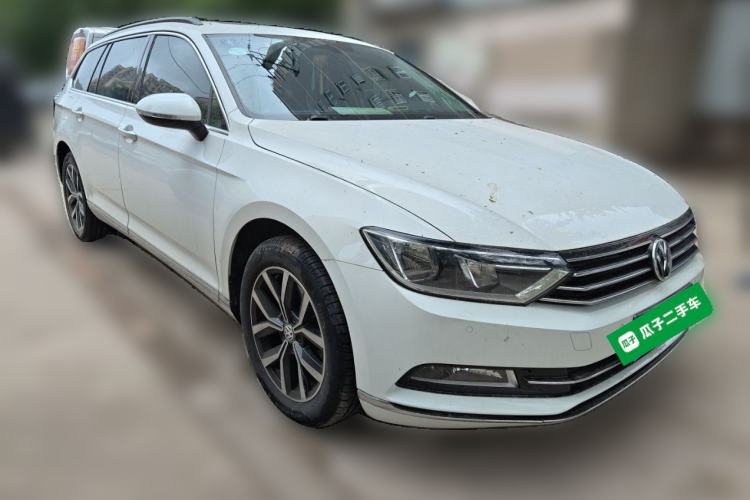 Used Volkswagen Variant 2018 380TSI Two-Wheel Drive Comfort Edition Front Right 45 Deg