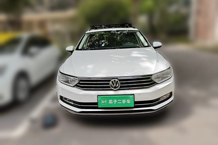 Used Volkswagen Variant 2018 380TSI Two-Wheel Drive Comfort Edition Front