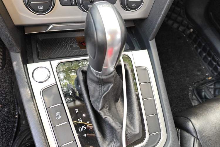 Used Volkswagen Variant 2018 280TSI Two-Wheel Drive Comfort Edition Gear Lever