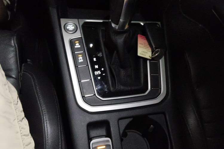 Used Volkswagen Variant 2018 380TSI Two-Wheel Drive Comfort Edition Gear Lever