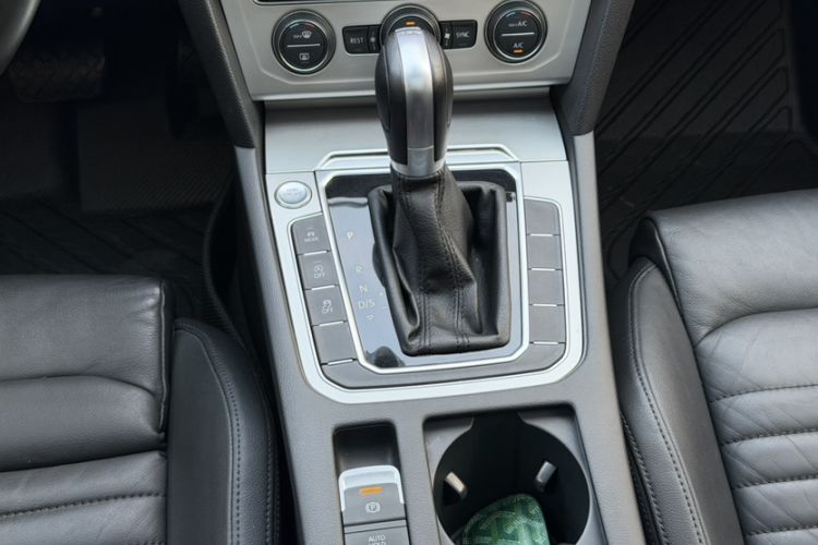 Used Volkswagen Variant 2018 380TSI Two-Wheel Drive Comfort Edition Gear Lever
