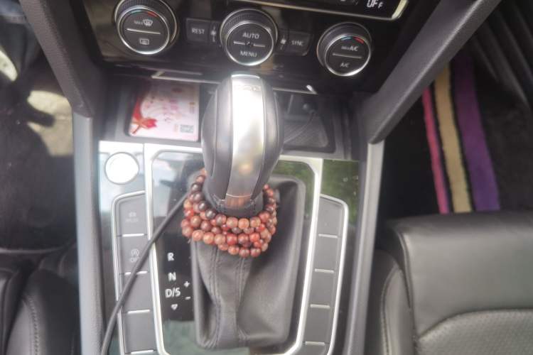 Used Volkswagen Variant 2018 380TSI Two-Wheel Drive Comfort Edition Gear Lever