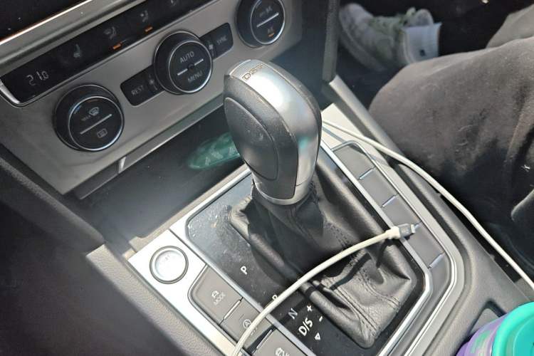 Used Volkswagen Variant 2018 380TSI Two-Wheel Drive Comfort Edition Gear Lever