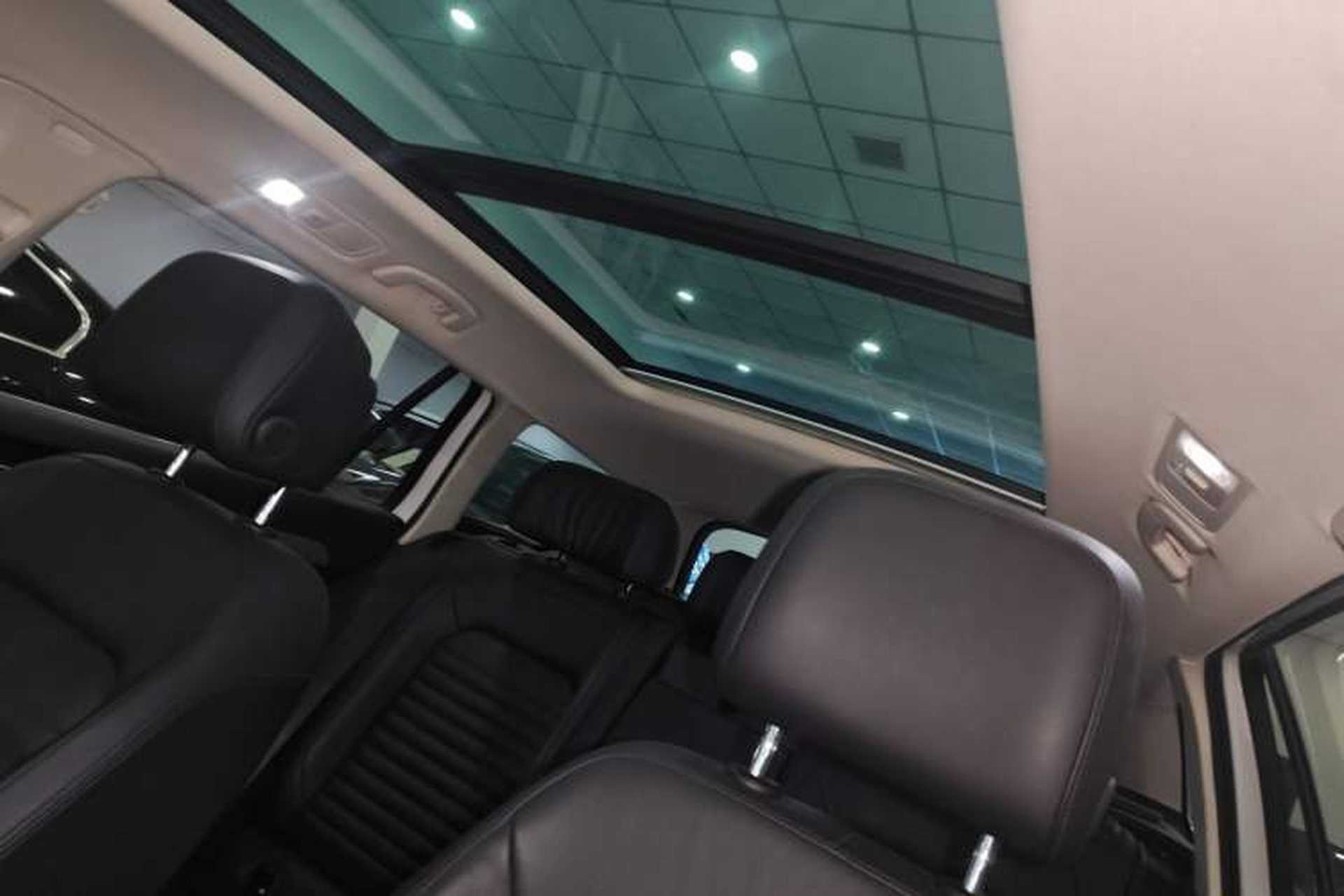 Used Volkswagen Variant 2018 380TSI Two-Wheel Drive Comfort Edition Headliner