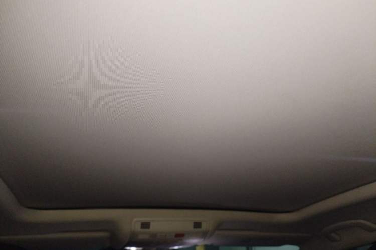 Used Volkswagen Variant 2018 380TSI Two-Wheel Drive Comfort Edition Headliner