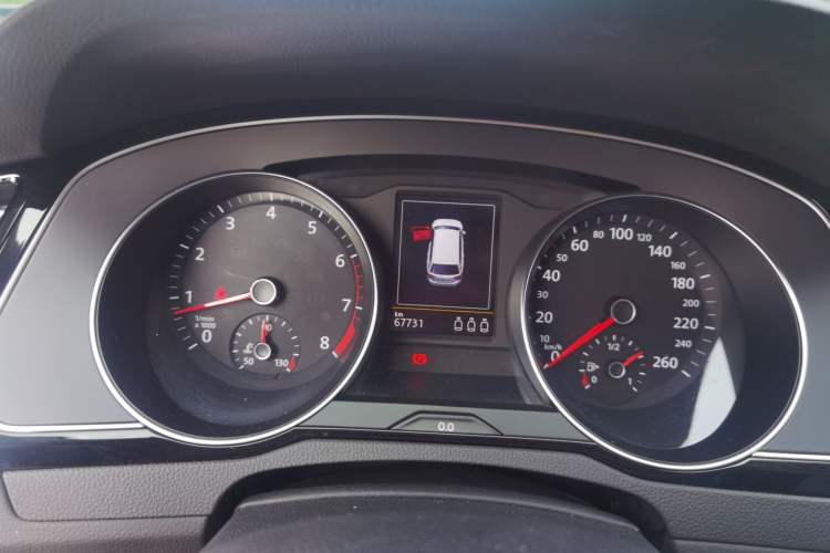 Used Volkswagen Variant 2018 380TSI Two-Wheel Drive Comfort Edition Instrument Cluster