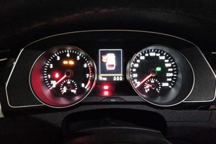 Used Volkswagen Variant 2018 380TSI Two-Wheel Drive Comfort Edition Instrument Cluster