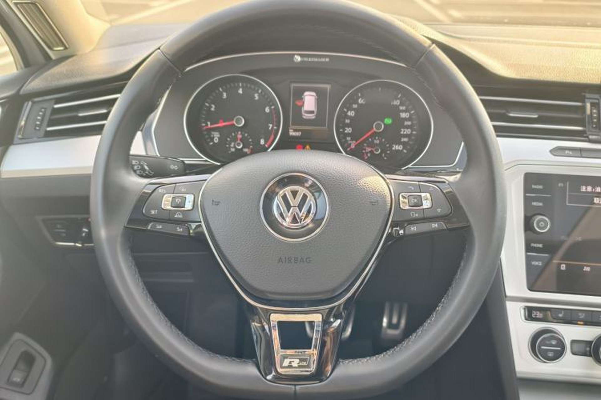 Used Volkswagen Variant 2018 380TSI Two-Wheel Drive Comfort Edition Interior 6