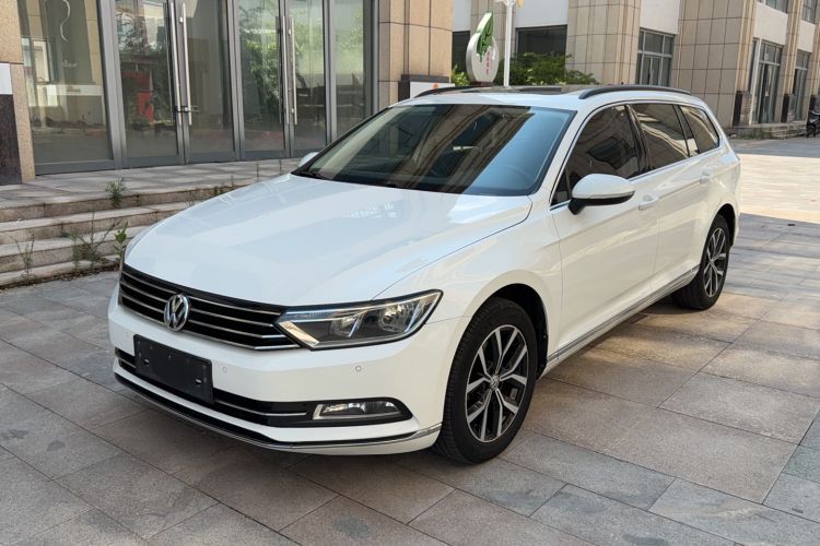 Used Volkswagen Variant 2018 380TSI Two-Wheel Drive Comfort Edition Guazi used car, China used car export, Used car for sale, Used cars, Cheapest cars for sale