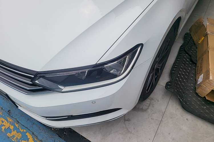Used Volkswagen Variant 2018 380TSI Two-Wheel Drive Comfort Edition Left Front Headlight