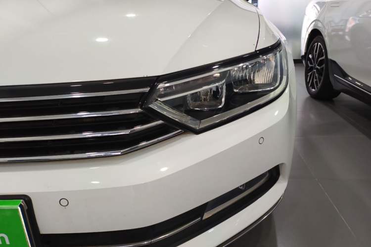 Used Volkswagen Variant 2018 380TSI Two-Wheel Drive Comfort Edition Left Front Headlight