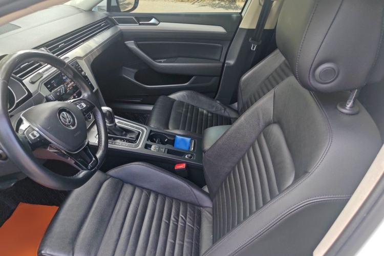 Used Volkswagen Variant 2018 380TSI Two-Wheel Drive Comfort Edition Left Front Seat