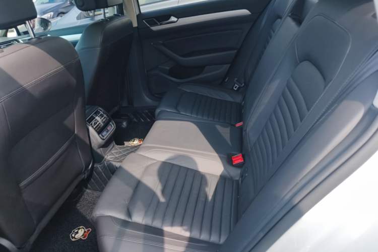 Used Volkswagen Variant 2018 380TSI Two-Wheel Drive Comfort Edition Left Rear Seat