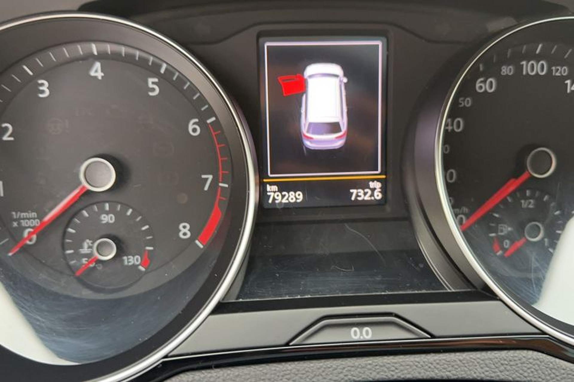 Used Volkswagen Variant 2018 380TSI Two-Wheel Drive Comfort Edition Odometer Close Up
