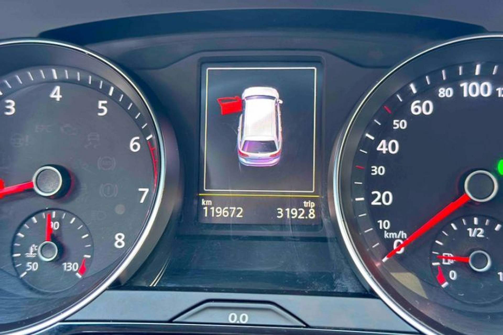 Used Volkswagen Variant 2018 380TSI Two-Wheel Drive Comfort Edition Odometer Close Up