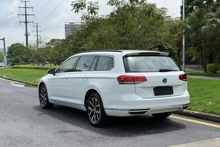 Used Volkswagen Variant 2018 380TSI Two-Wheel Drive Comfort Edition Rear Left 45 Deg
