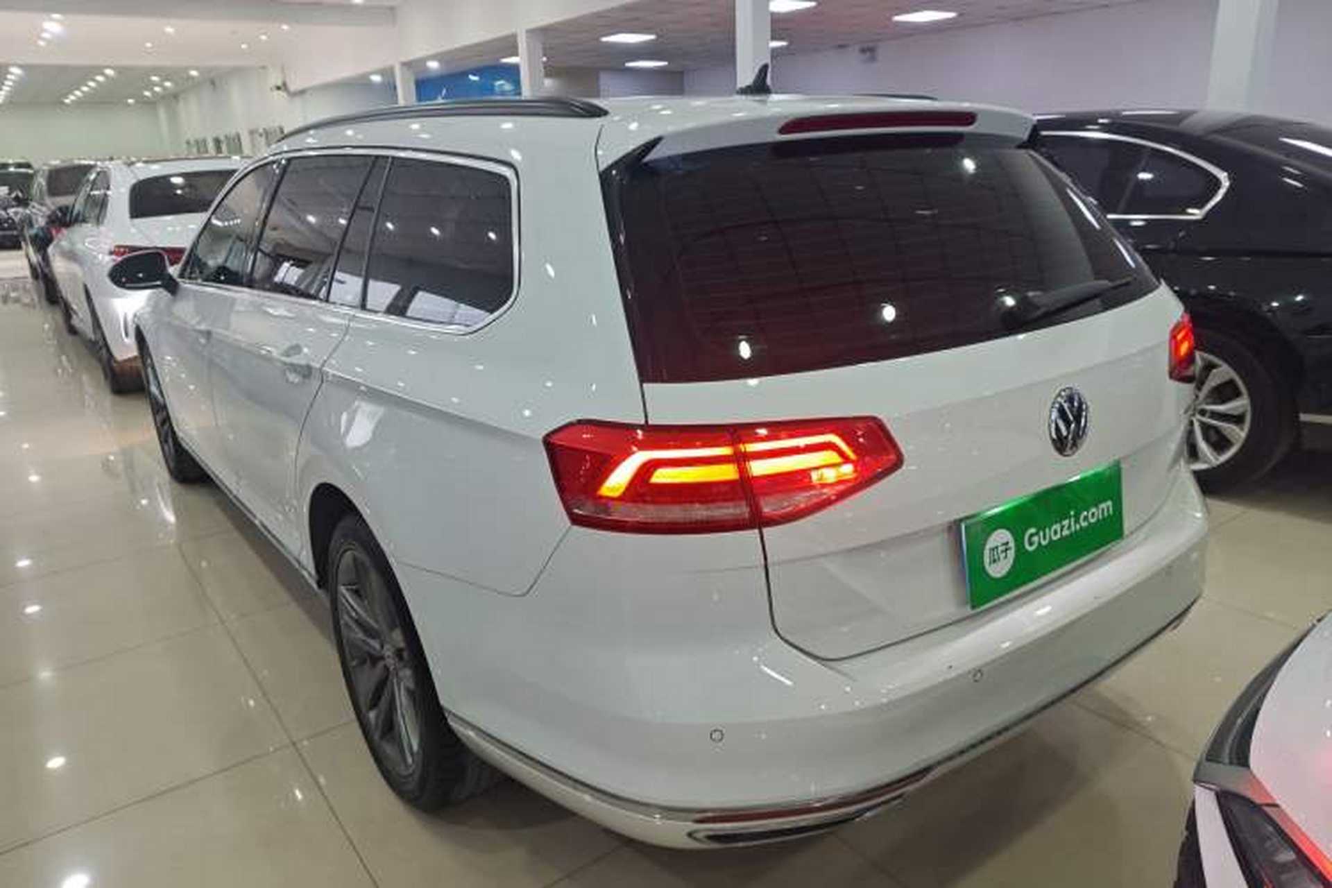 Used Volkswagen Variant 2018 380TSI Two-Wheel Drive Comfort Edition Rear Left 45 Deg