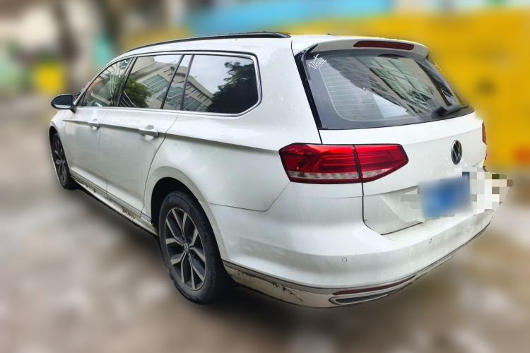 Used Volkswagen Variant 2018 380TSI Two-Wheel Drive Comfort Edition Rear Left 45 Deg