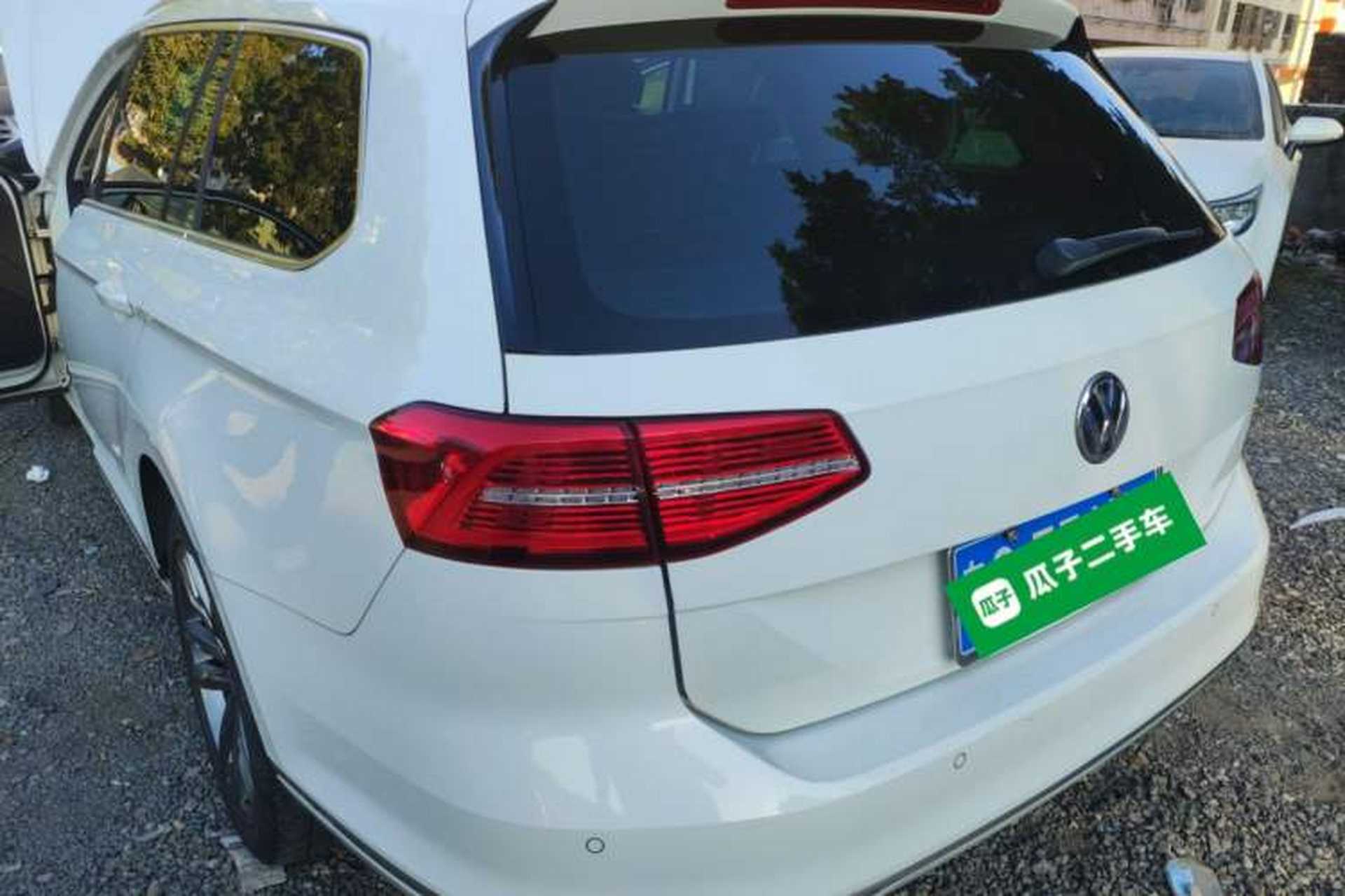 Used Volkswagen Variant 2018 380TSI Two-Wheel Drive Comfort Edition Rear Left 45 Deg