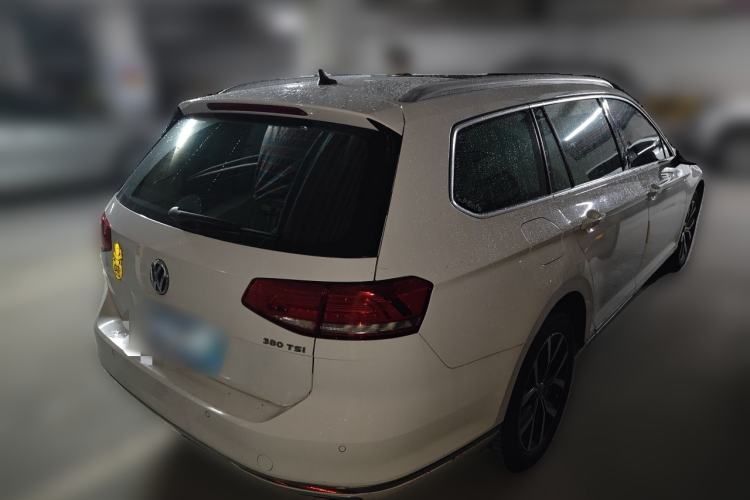 Used Volkswagen Variant 2018 380TSI Two-Wheel Drive Comfort Edition Rear Right 45 Deg