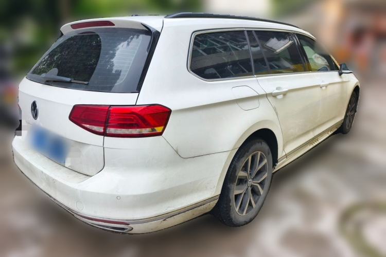 Used Volkswagen Variant 2018 380TSI Two-Wheel Drive Comfort Edition Rear Right 45 Deg