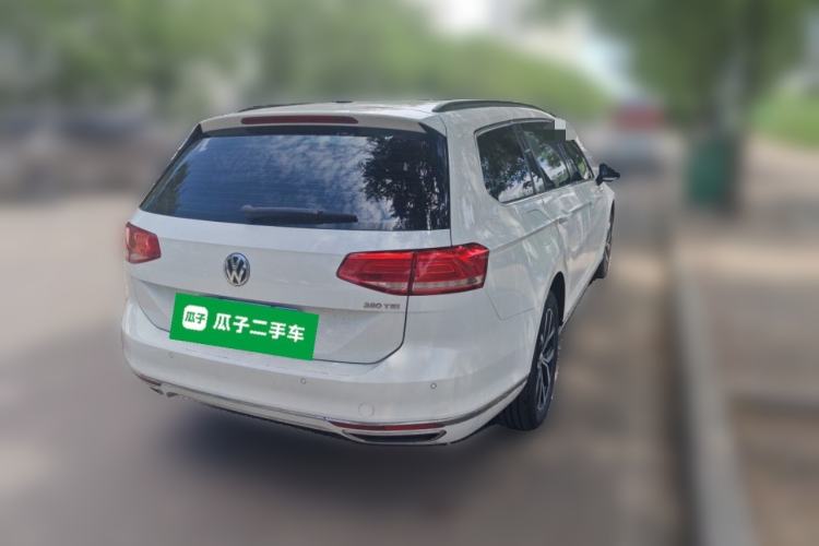 Used Volkswagen Variant 2018 380TSI Two-Wheel Drive Comfort Edition Rear Right 45 Deg