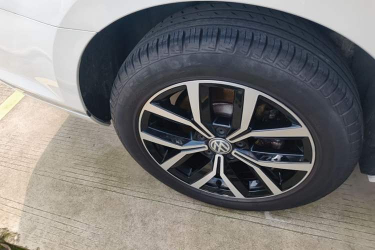 Used Volkswagen Variant 2018 380TSI Two-Wheel Drive Comfort Edition Right Rear Wheel Hub