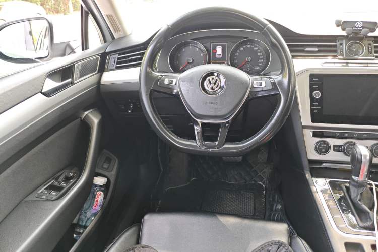 Used Volkswagen Variant 2018 280TSI Two-Wheel Drive Comfort Edition Steering Wheel