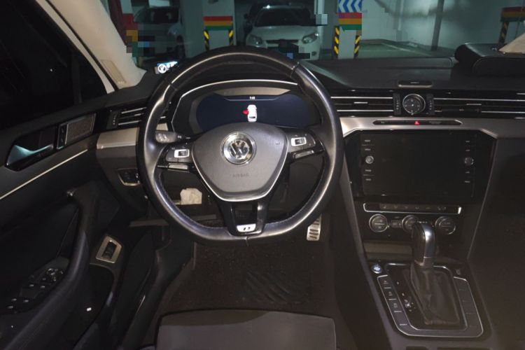 Used Volkswagen Variant 2018 380TSI Two-Wheel Drive Comfort Edition Steering Wheel