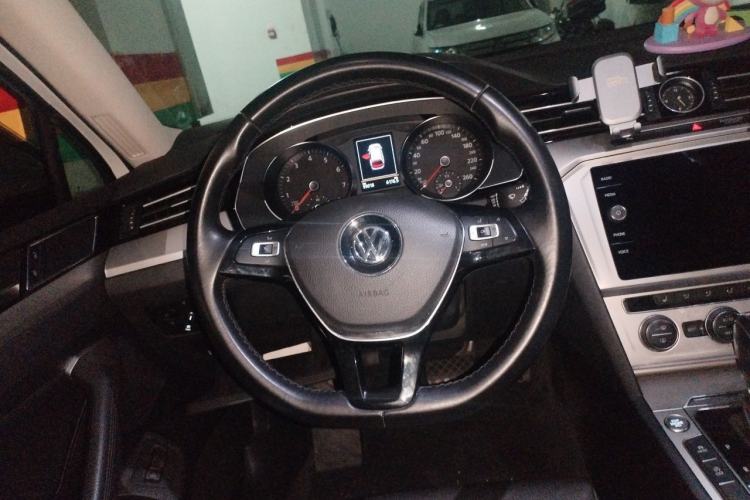 Used Volkswagen Variant 2018 380TSI Two-Wheel Drive Comfort Edition Steering Wheel