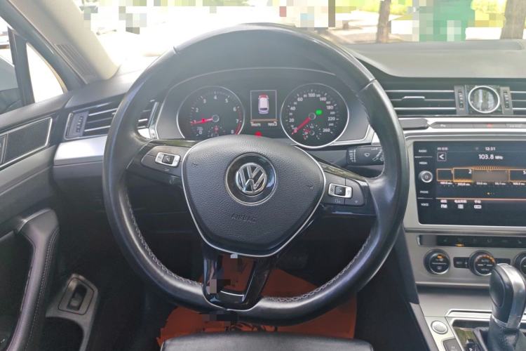 Used Volkswagen Variant 2018 380TSI Two-Wheel Drive Comfort Edition Steering Wheel