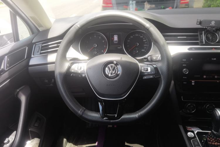 Used Volkswagen Variant 2018 380TSI Two-Wheel Drive Comfort Edition Steering Wheel