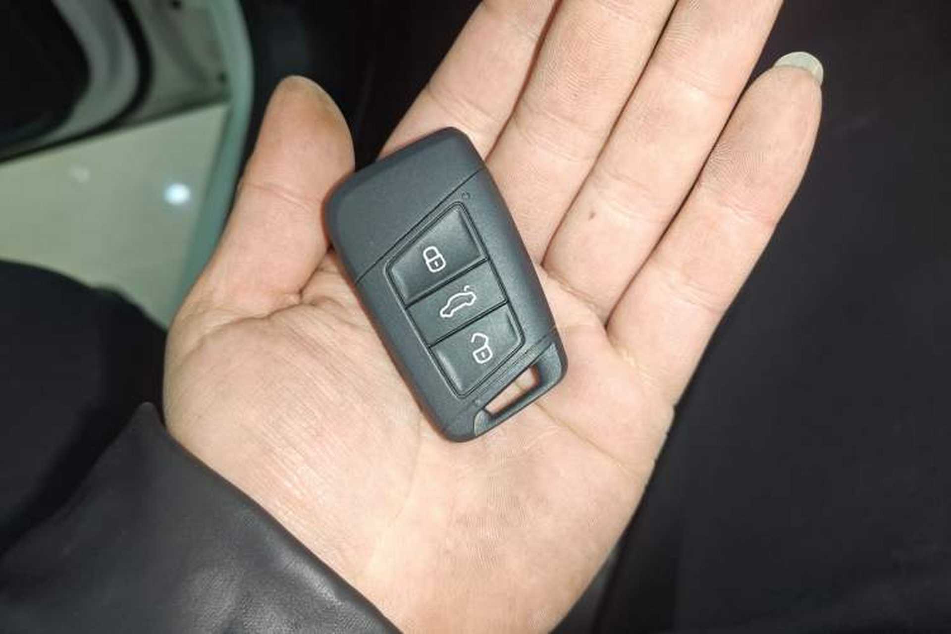 Used Volkswagen Variant 2018 380TSI Two-Wheel Drive Comfort Edition Vehicle Key