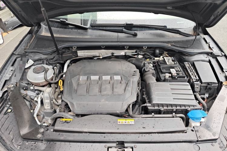 Used Volkswagen Variant 2021 2.0T Comfort Edition Engine Bay
