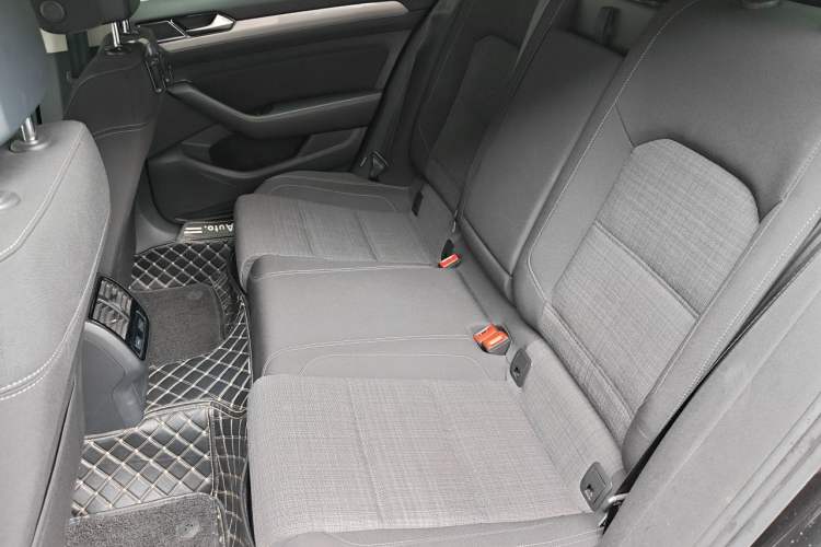 Used Volkswagen Variant 2021 2.0T Comfort Edition Left Rear Seat