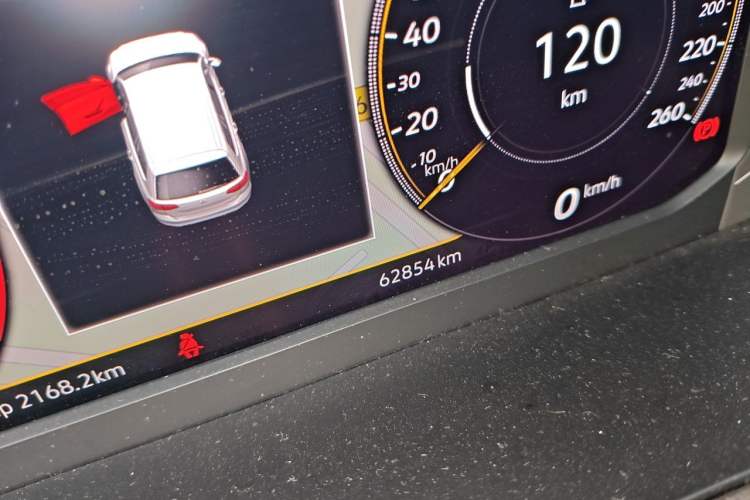 Used Volkswagen Variant 2021 2.0T Comfort Edition Odometer Close Up