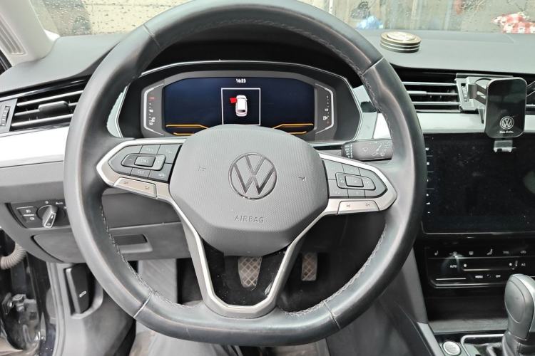 Used Volkswagen Variant 2021 2.0T Comfort Edition Steering Wheel