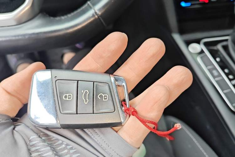 Used Volkswagen Variant 2021 2.0T Comfort Edition Vehicle Key