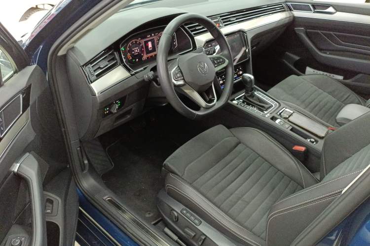 Used Volkswagen Variant 2021 2.0T Comfort Edition Driver Seat